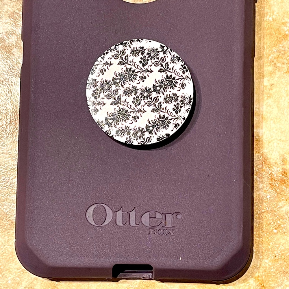 Otterbox | Tonic Violet | For iPhones 7 & 8 Plus
